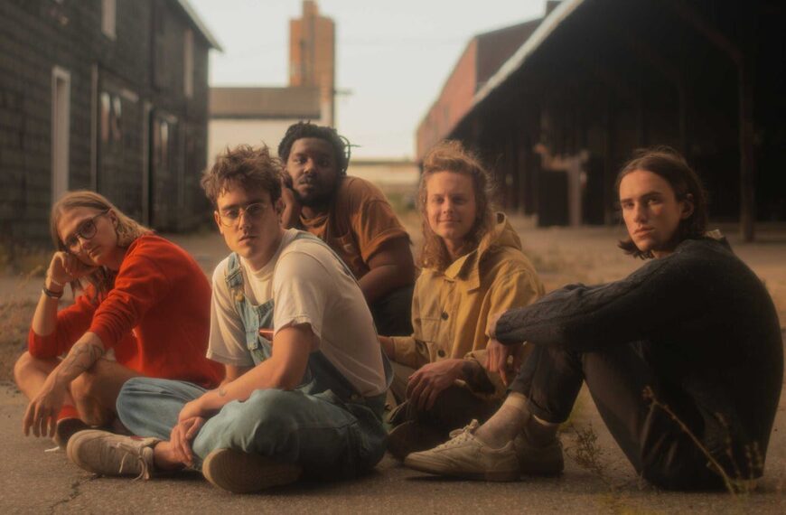 Hippo Campus & Gus Dapperton